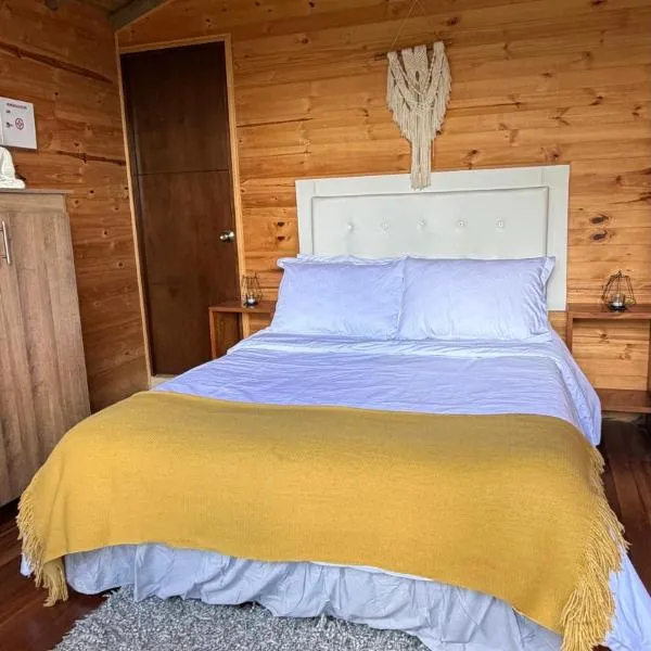 Lunera Lodge cabin in Santa Elena, hôtel à Medellín