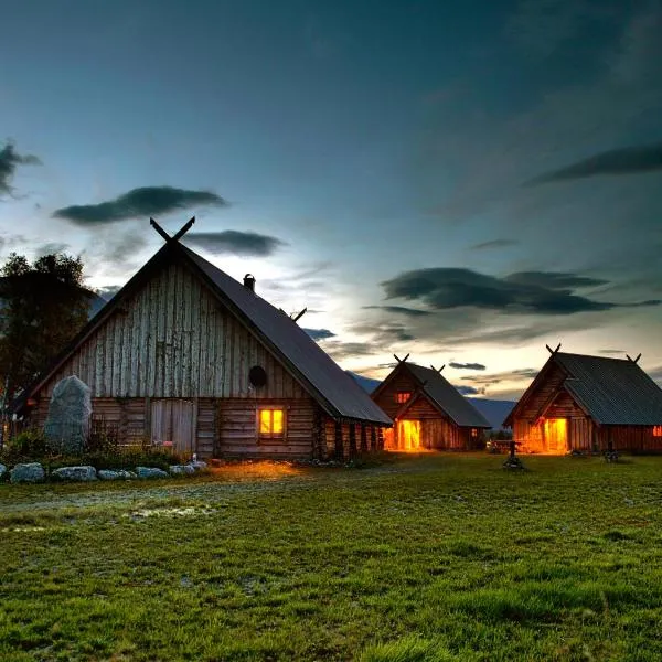 Viking Cabins - MIT FabLab - Solvik, hotel v destinaci Kvalvik