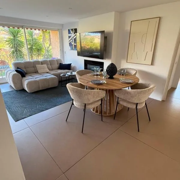 Appartment in Center 2 Bedrooms & 2 Bathrooms Exclusive Style Saint Tropez, Hotel in Saint-Tropez