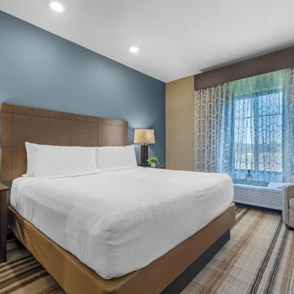 Best Western Plus Overland Inn, khách sạn ở Fort Morgan