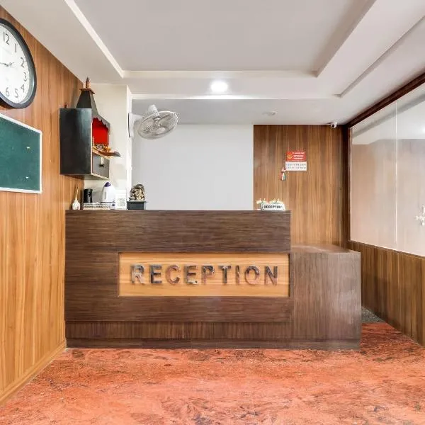 Super Capital O Seven Wonders Inn Near Sahara Ganj Mall, hotel u gradu 'Lucknow'