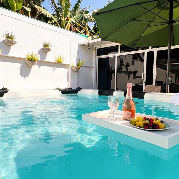 Casa Paradise San Andrés - con Jacuzzi, hotel in San Andrés