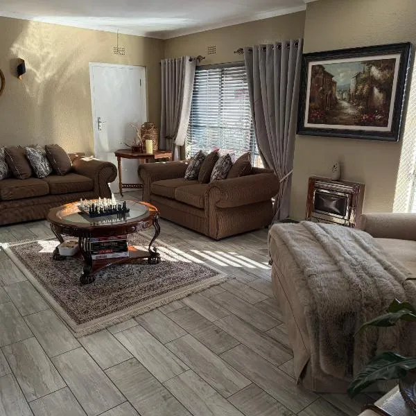 Sweet Willa Bed and Breakfast, hotel i Roodepoort