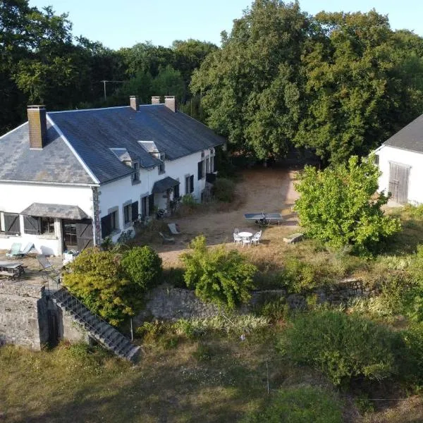 Maison d'hôtes- éco tourisme, hotel em Moux-en-Morvan