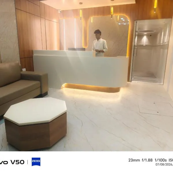 SW Hotel MG Road photo 2