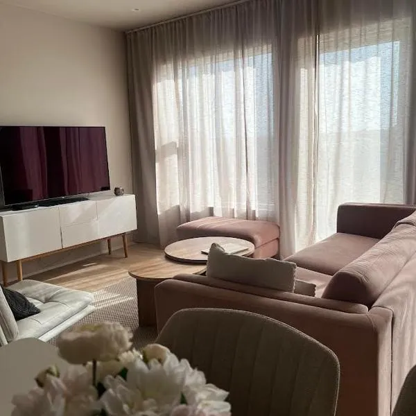 Mistar Home, Hotel in Gardur