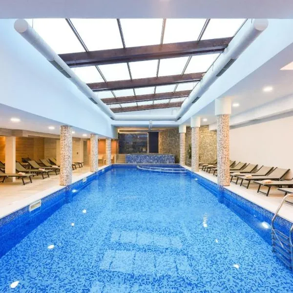 Predela LUX Aparthotel, hotel in Bansko