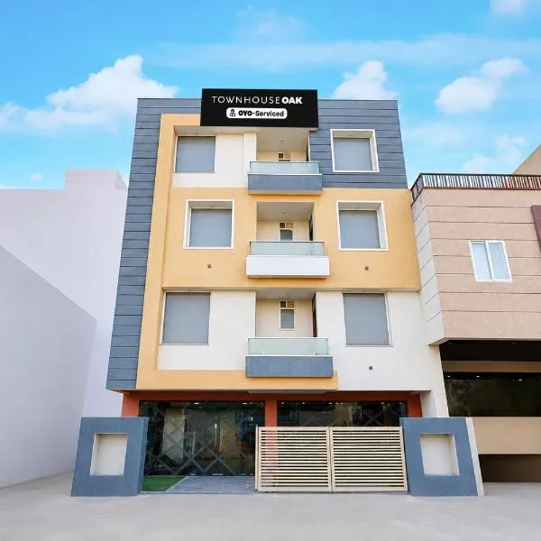Townhouse Oak Iskcon Jaipur Formerly Olive Greens, hotel di Jaipur