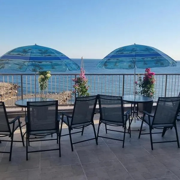 Adriatic Seafront Apartments, hotel a Shëngjin