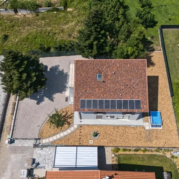 GardArt Lake Garda - Charming Rooms & Nature: Costermano şehrinde bir otel