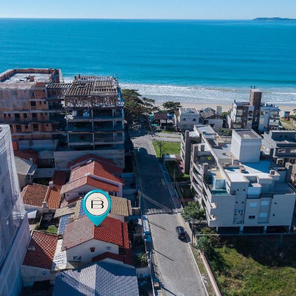 Casa em Canto Grande | 4 quartos e hidromassagem