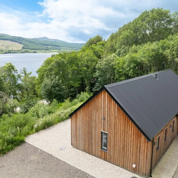 Holiday Home Loch View by Interhome, hotel in Balnain