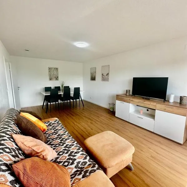 Panorama City Appartement Göppingen - 5 Einzelbetten, Küche, Balkon, Parkplatz, Aufzug, WLAN, hotel Göppingenben