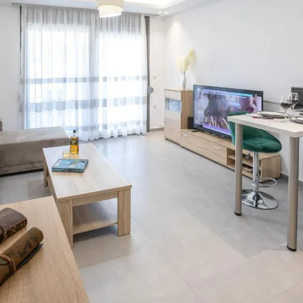 South Sea Apartment, hótel í Néa Péramos