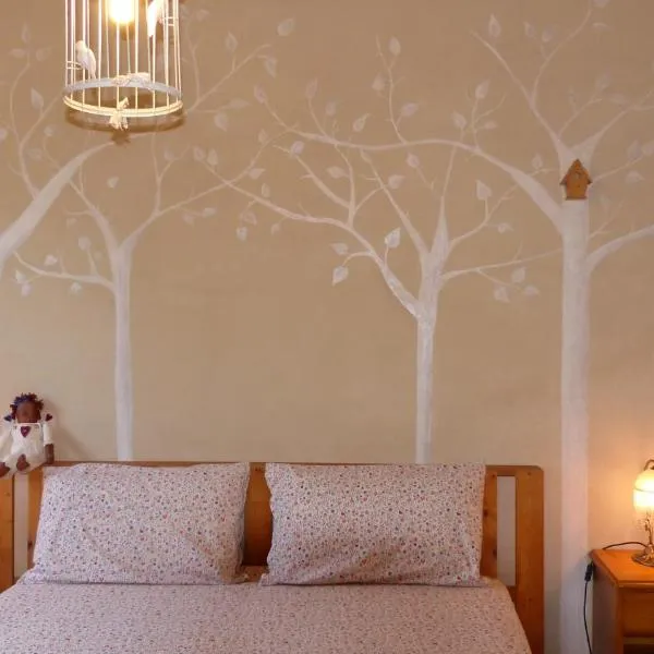 Agriturismo Al Respiro Nel Bosco, hotel v destinaci Camporotondo di Fiastrone