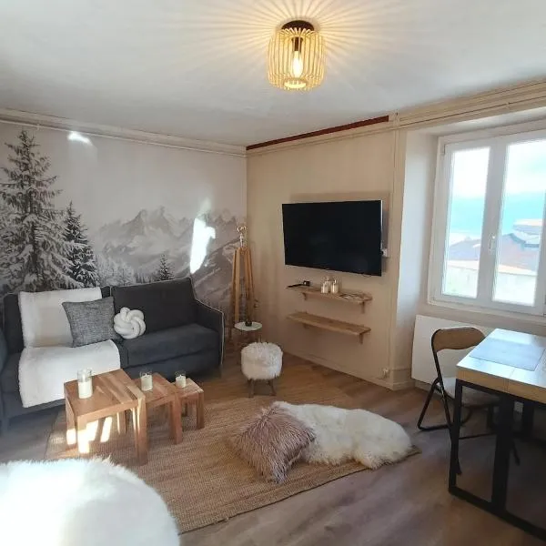 Cozy high-altitude apartment, hotel di Font Romeu Odeillo Via