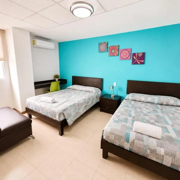 Hotel Plazha Express,圖斯特拉古鐵雷斯的飯店