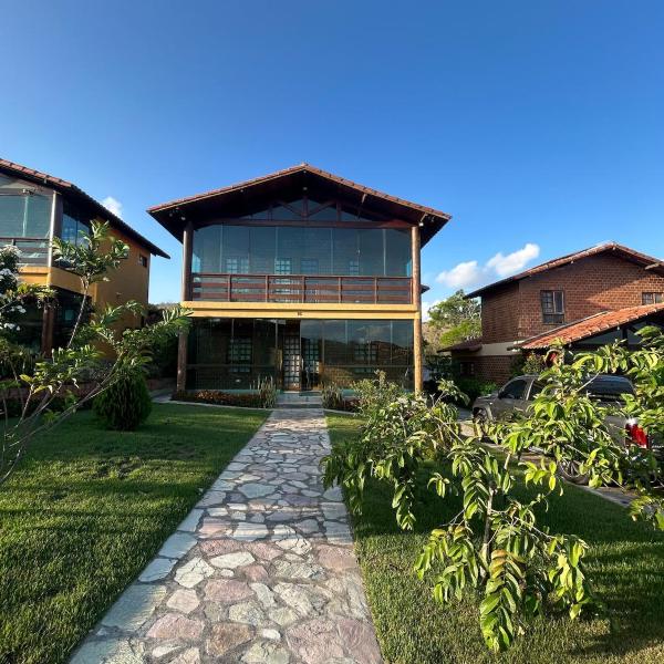 Casa completa para 13 pessoas, 5 suítes, área gourmet