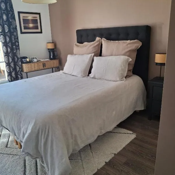 2 chambres d'hôtes, hotel sa Wissous