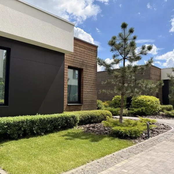 Lakes Places Villas – hotel w Kijowie