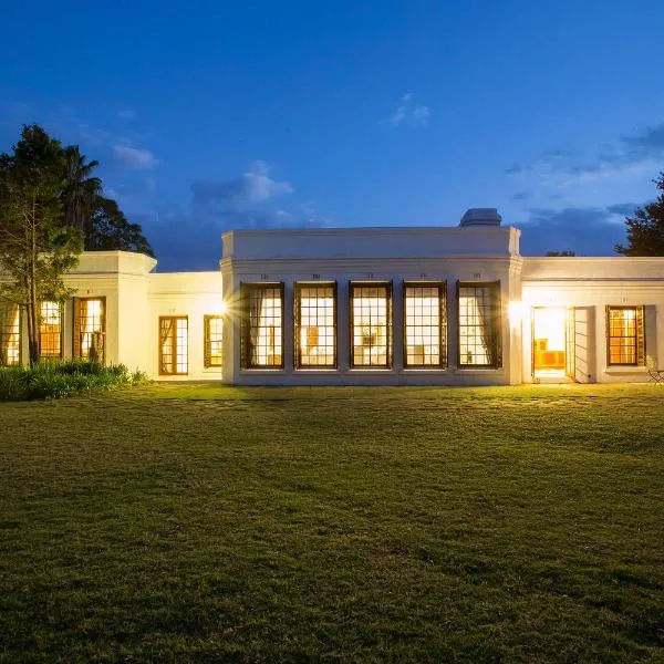 Leeuwenhof Country Lodge & Garden Spa, hotel i Modimolle