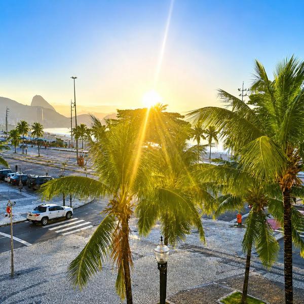 Apto 5 quartos na Orla de Copacabana