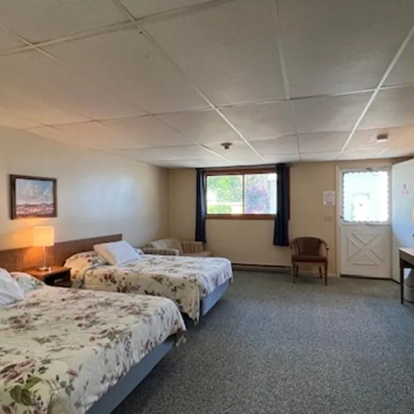 Inn Between the Beaches & Villager, ξενοδοχείο σε York Beach