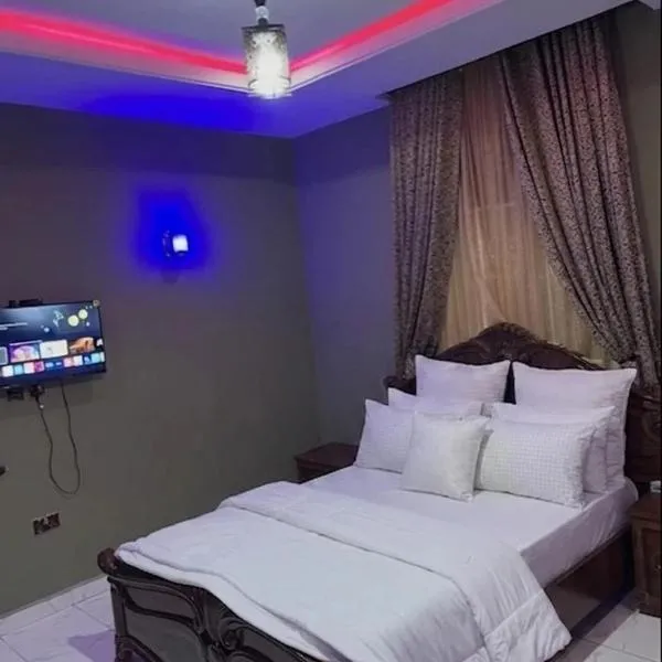 La Paix Courtyard Apartments, hotel en Calabar