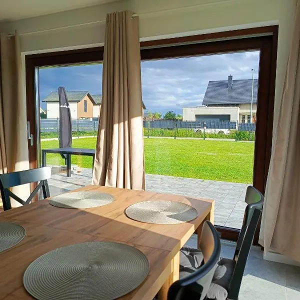 Willa Księżycowa Mosty - cały dom 120m2 z działką 1000 m2 na wyłączność, Hotel in Mosty