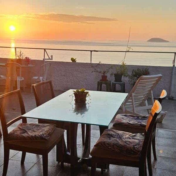 Oceanfront apartment and sunrise view - Foto 2
