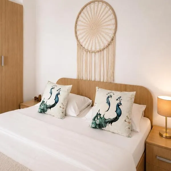 Fly Airport Residences & Therme-SELF CHECK-IN, hotel di Otopeni