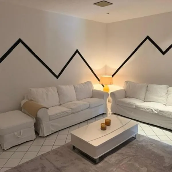 Apartment am Sportpark Villeforst, hotel in Frechen