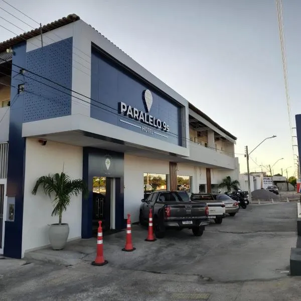 PARALELO 9s HOTEL โรงแรมในเปโตรลีนา