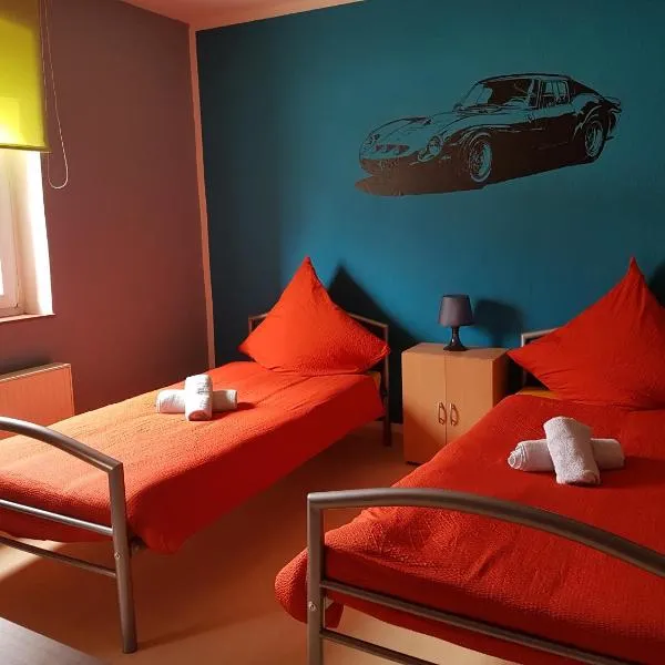 Ring-Speed Motorsport، فندق في Meuspath