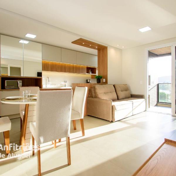 Apto moderno e elegante em Jurerê GJ8975
