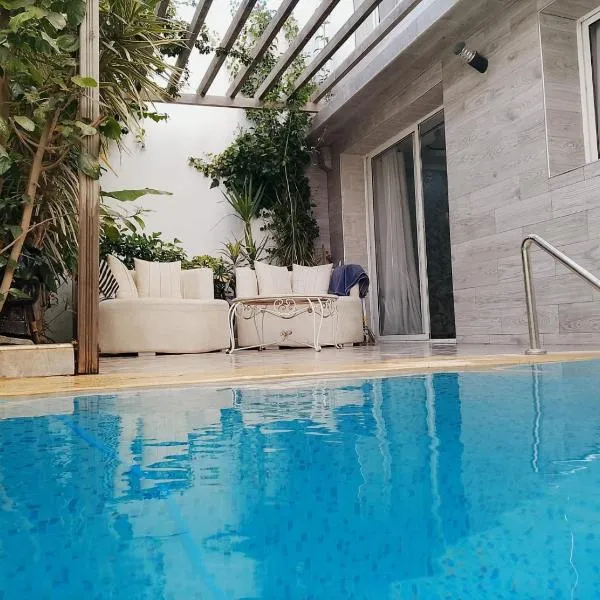 Villa Harmonie - Suite Familiale avec Piscine, hotel sa Khemisset