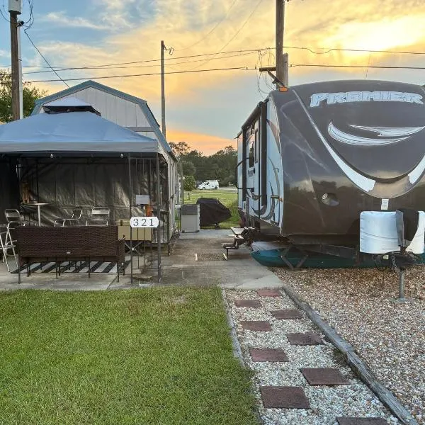 My Little RV Getaway，Pass Christian的飯店