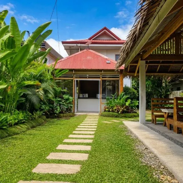 Yayay Siargao - Generator & Starlink, hotel di General Luna