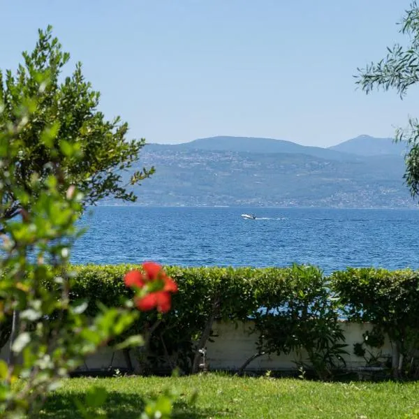 Posidonia Pension, hotel in Amarynthos