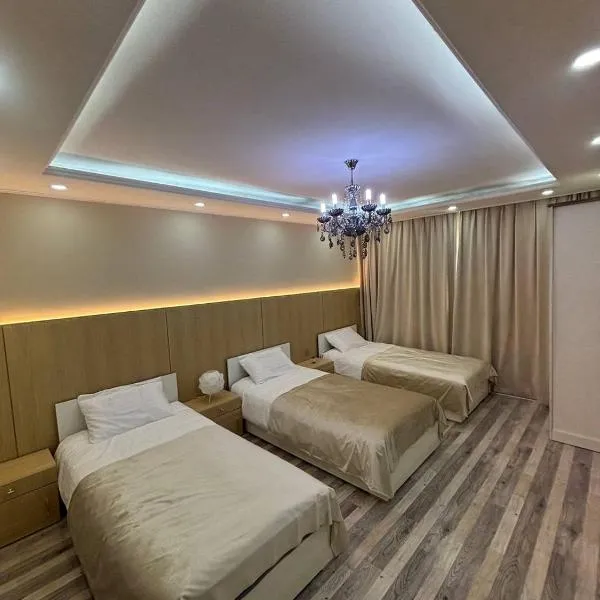 3 bedroom 2 bathroom 8 guest's, מלון באולן בטור