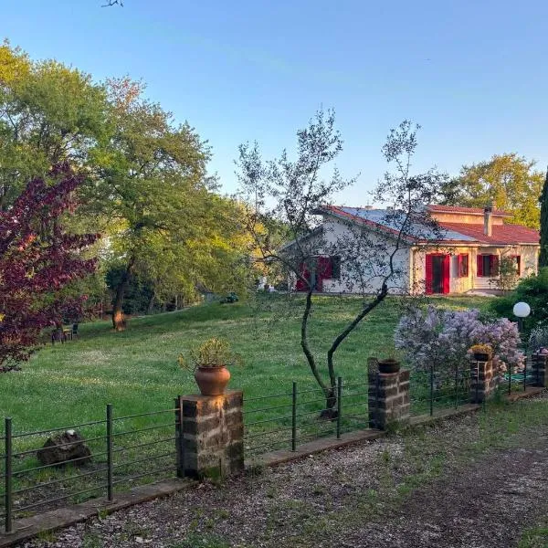 Viesnīca B&B Notti di stelle pilsētā Soriāno nel Čimino