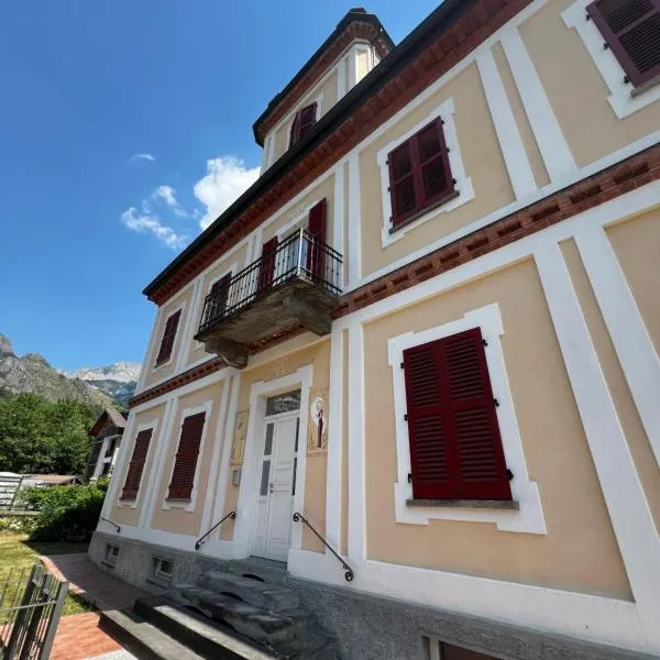 La casa del Vecchio Speziale、エントラックエのホテル