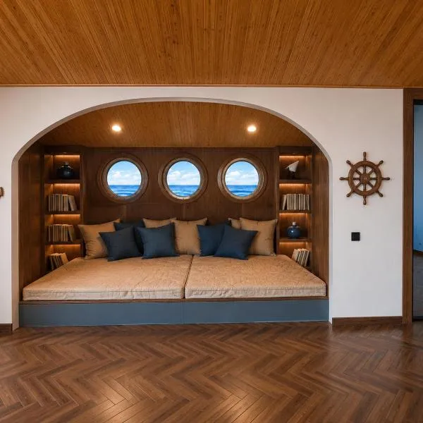 Luxury Panoramic Apartments with Issyk-Kul View, hotel in Cholpon-Ata