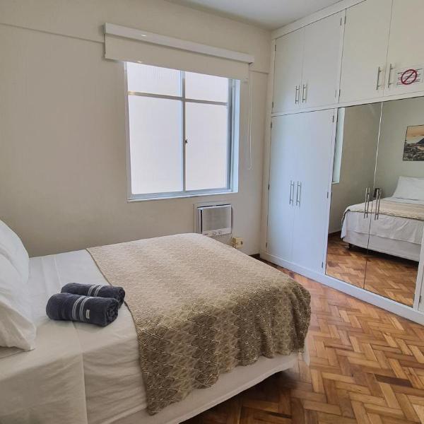 Excelente Apartamento a 1min da Praia de Copacabana