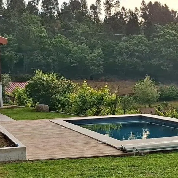 Quinta da Peça Douro Wine Region Retreat, Private Pool Villa, hotel in Vila Real