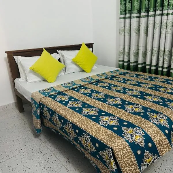 Lake Breeze Family Resort, hotel in Anuradhapura