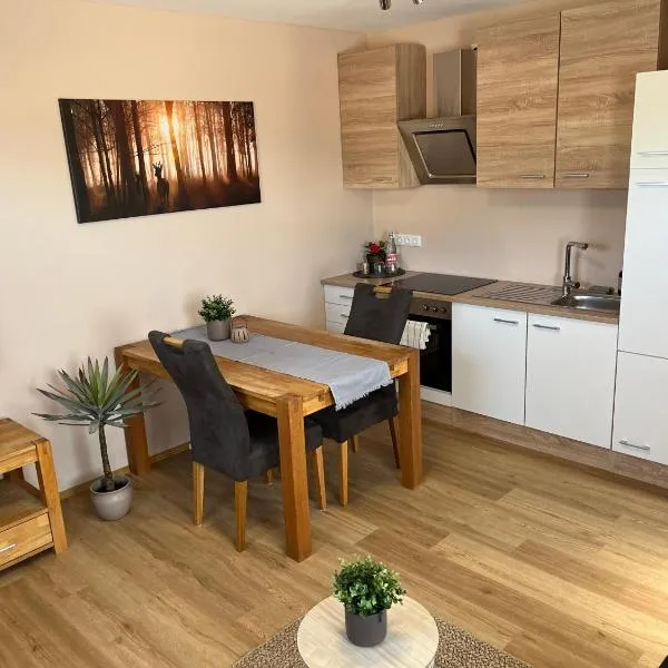 Ferienwohnung Brotkiste, хотел в Nettersheim