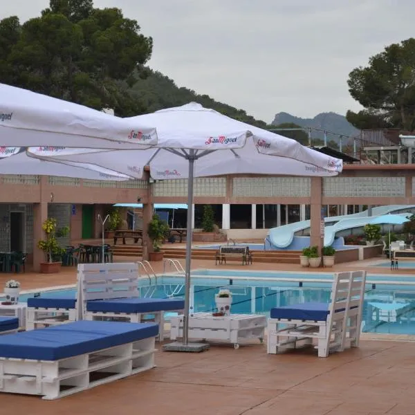 Complejo Turistico la Pinada, hotel in Benifairó de Les Valls