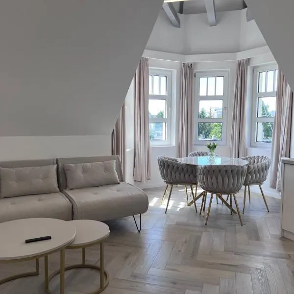 Aloha Apartments Gryfa Pomorskiego 2, hotel di Międzyzdroje