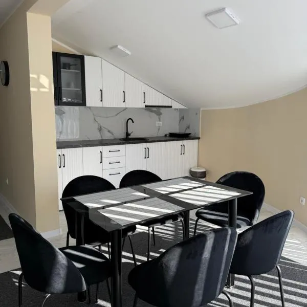 Vivko apartmani 2, hótel í Ostrovo